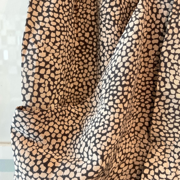 Whistles blush and black print skirt with front slip and pockets - Picture 2 of 5